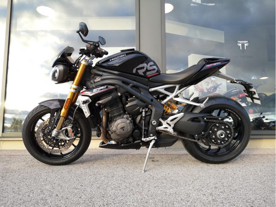 TRIUMPH SPEED TRIPLE 1200 RS