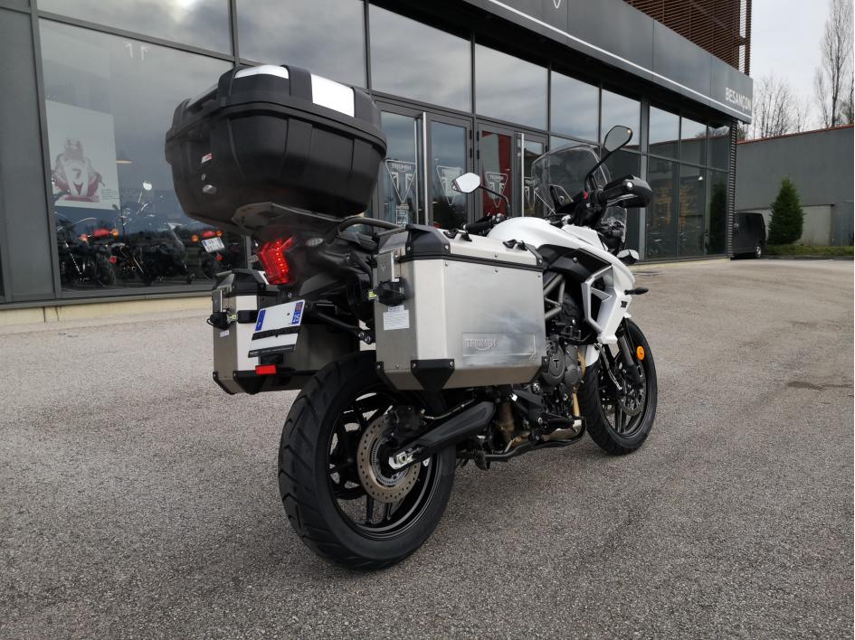 TRIUMPH TIGER 800 XRX