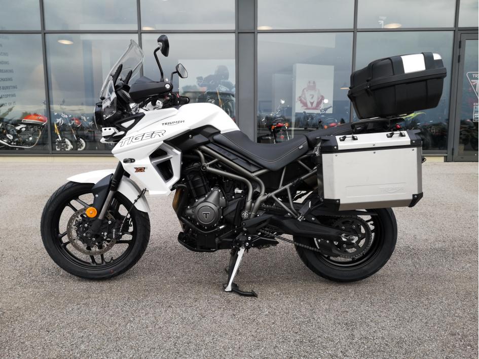 TRIUMPH TIGER 800 XRX