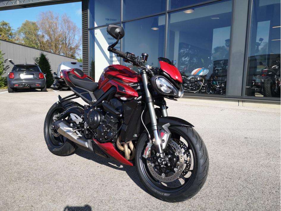 TRIUMPH STREET TRIPLE 765 RS