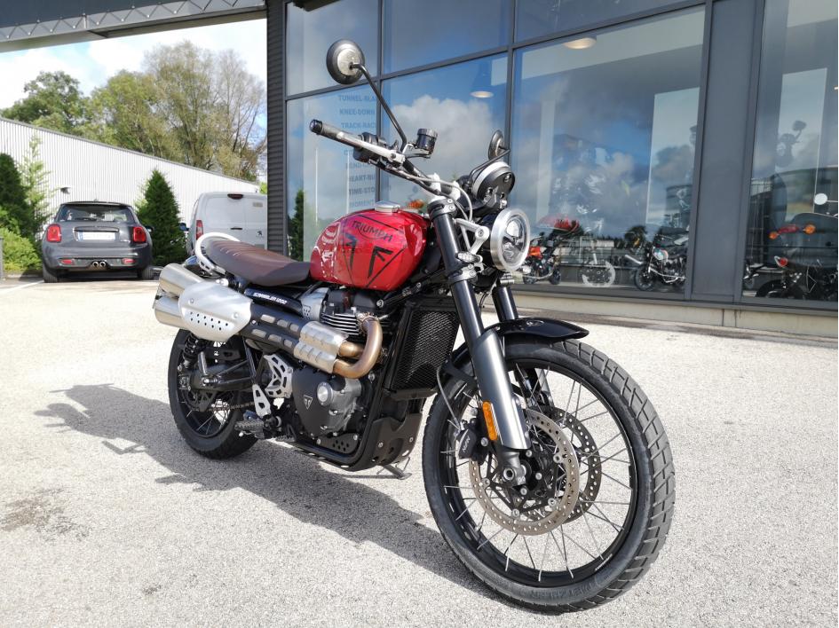 TRIUMPH SCRAMBLER 1200 X