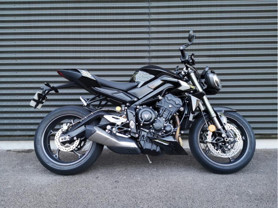 TRIUMPH STREET TRIPLE 765 RS