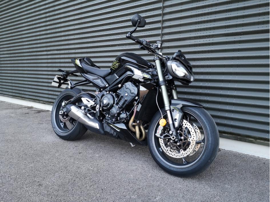 TRIUMPH STREET TRIPLE 765 RS