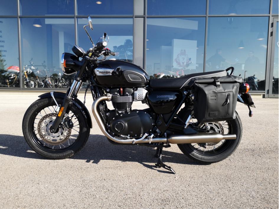 TRIUMPH Bonneville T100