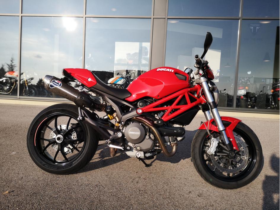 DUCATI MONSTER 796 A2