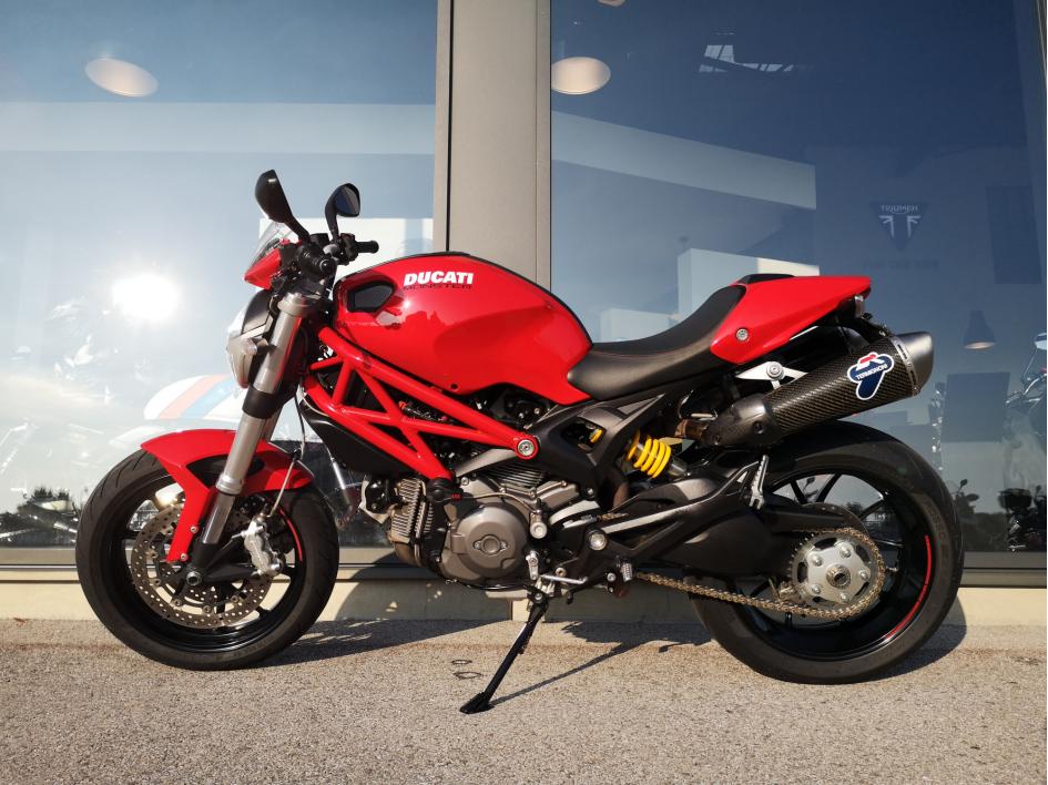 DUCATI MONSTER 796 A2