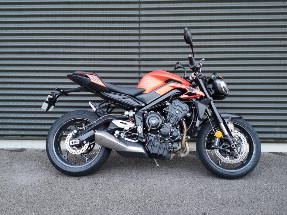 TRIUMPH STREET TRIPLE 765 R A2