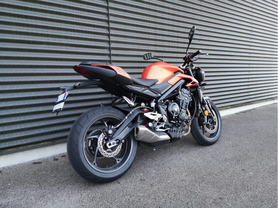 TRIUMPH STREET TRIPLE 765 R A2