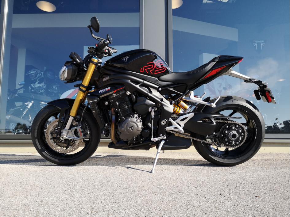 TRIUMPH SPEED TRIPLE 1200 RS