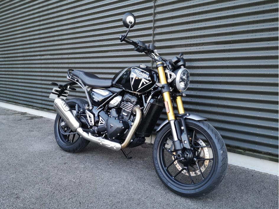 TRIUMPH SPEED 400